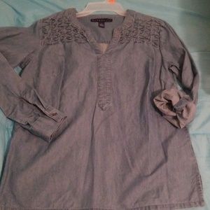 Bandolino chambray shirt.